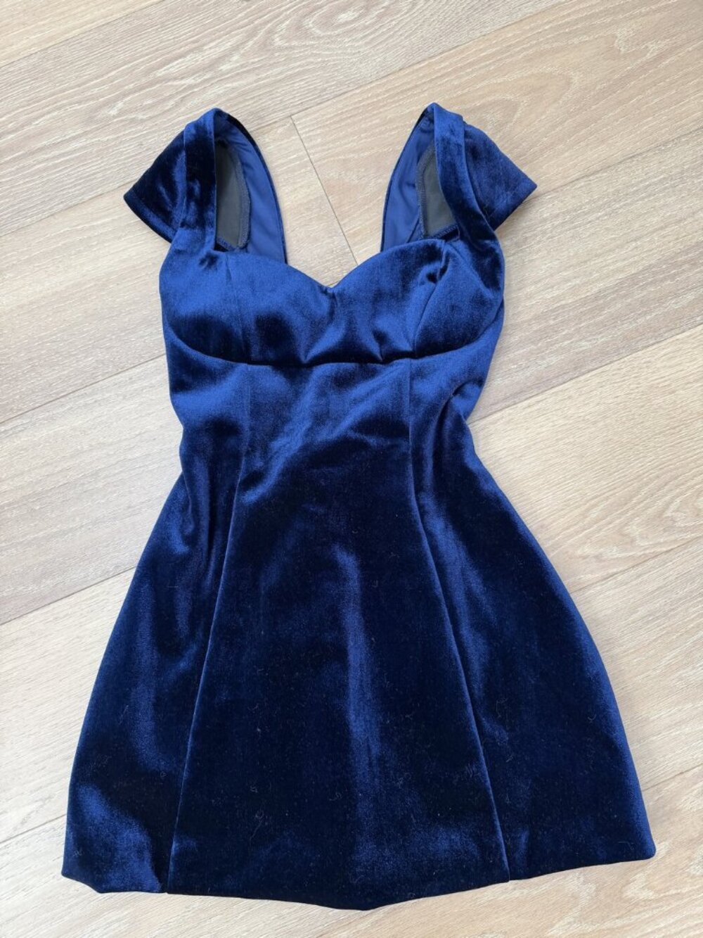 Windsor Navy Velvet Lace Up Back Dress NWT - Size S
